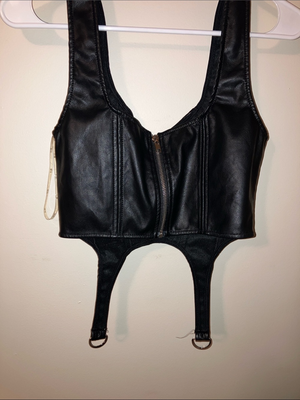 IRIS Faux Leather Black Crop Top Zip Back Size Small - Picture 3 of 4